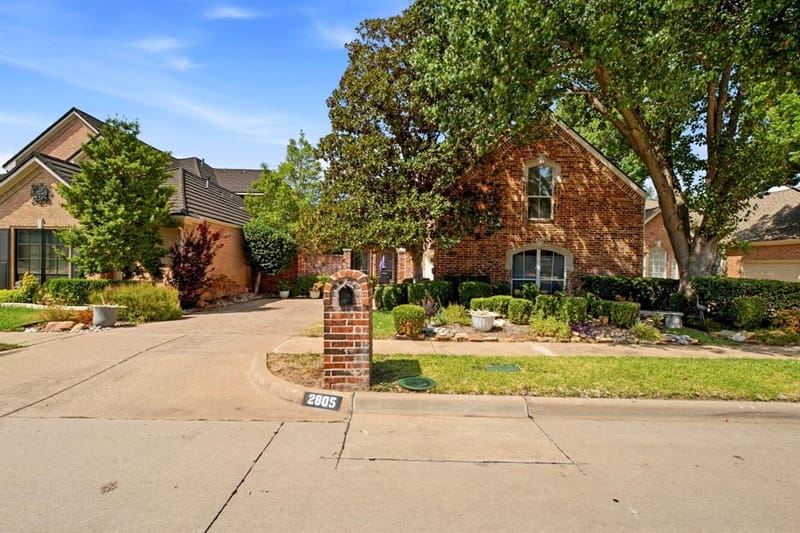 2805 Prestonwood Drive, Plano TX 75093 - Photo 2