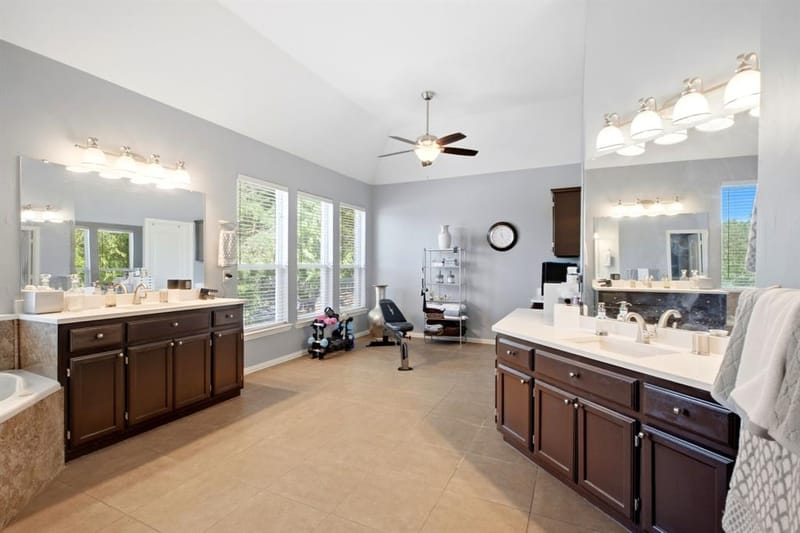 2805 Prestonwood Drive, Plano TX 75093 - Photo 21