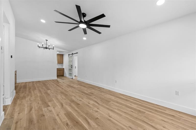 7011 Sweet Sue Lane, Dallas TX 75241 - Photo 9