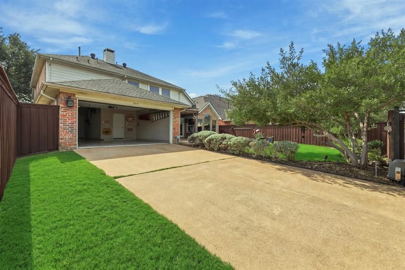 942 Village Parkway, Coppell TX 75019 - Photo 13