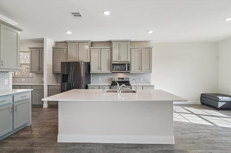 6012 Dandelion Drive, Little Elm TX 76227 - Photo 6