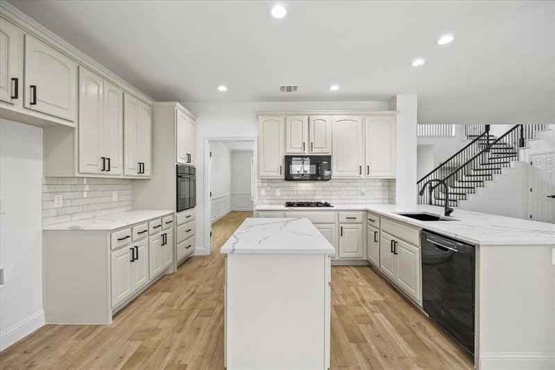 1902 Benedict Court, Rowlett TX 75088 - Photo 12