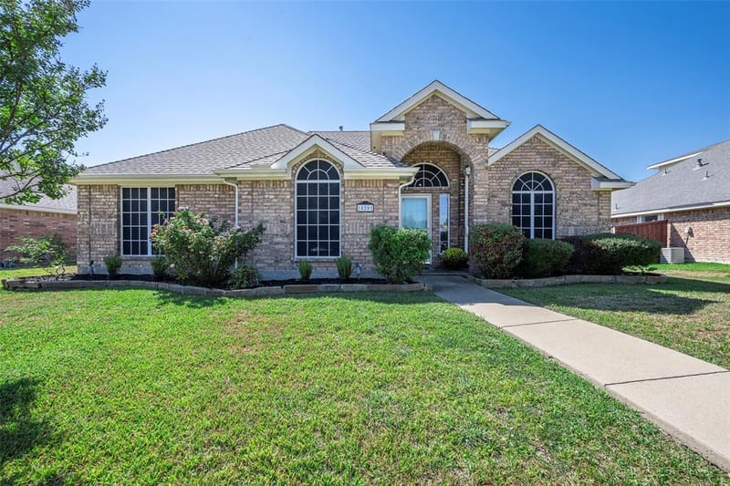 10201 Evergreen Drive, Rowlett TX 75089