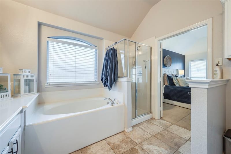 10201 Evergreen Drive, Rowlett TX 75089 - Photo 18