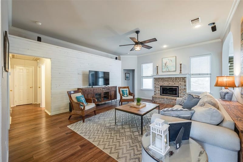 10201 Evergreen Drive, Rowlett TX 75089 - Photo 4