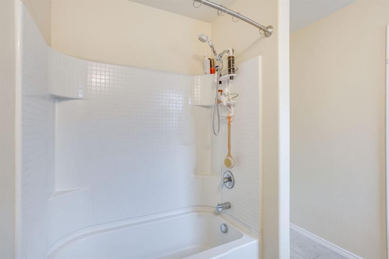 1204 Foxglove Lane, Burleson TX 76028 - Photo 24