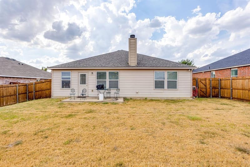 1204 Foxglove Lane, Burleson TX 76028 - Photo 40