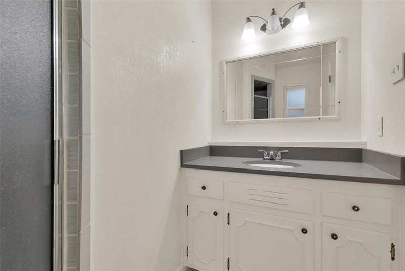 2500 W Elm Street, Denison TX 75020 - Photo 13