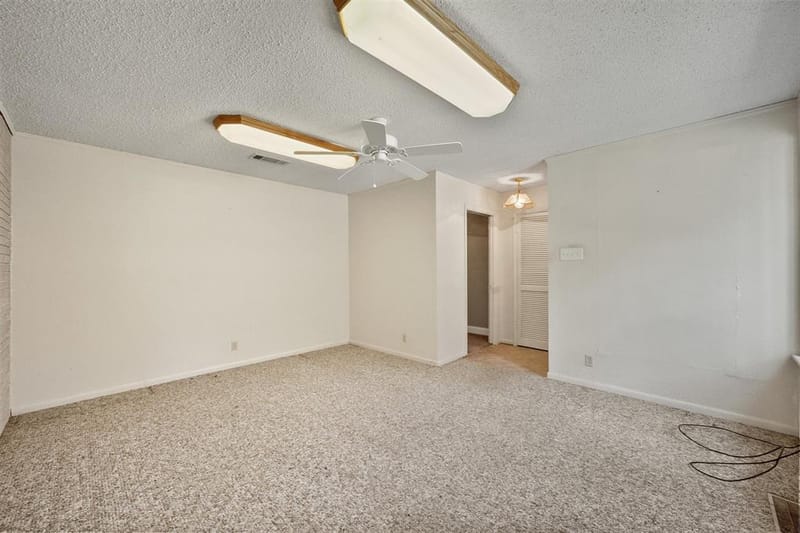 1924 Canterbury Street, Irving TX 75062 - Photo 7