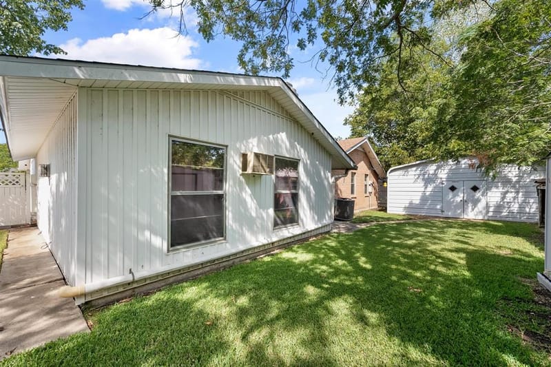 1924 Canterbury Street, Irving TX 75062 - Photo 37