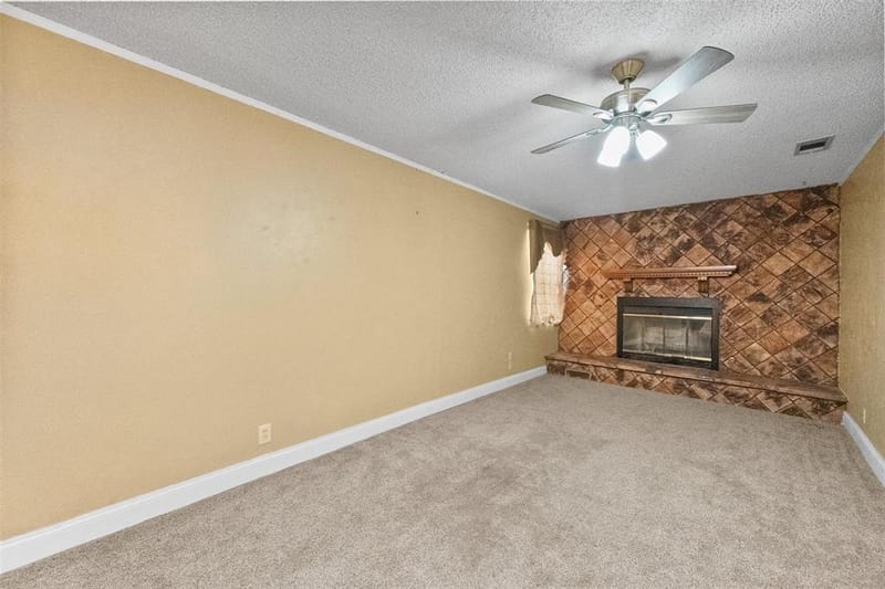 1924 Canterbury Street, Irving TX 75062 - Photo 11