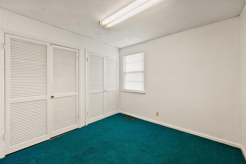 1924 Canterbury Street, Irving TX 75062 - Photo 31