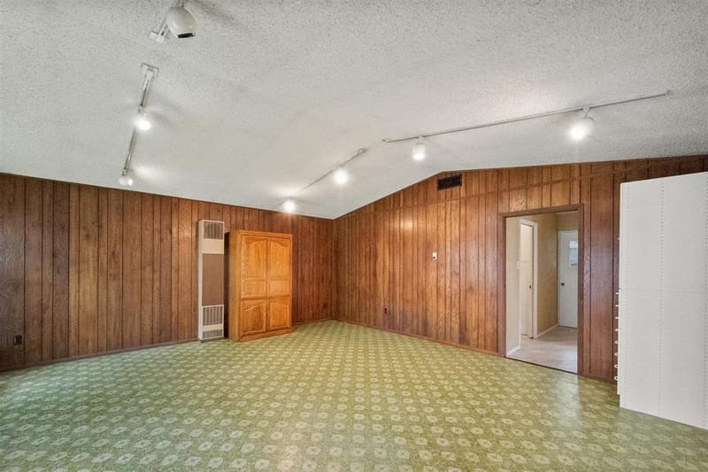 1924 Canterbury Street, Irving TX 75062 - Photo 25