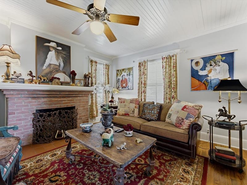 322 W Bridge Street, Granbury TX 76048 - Photo 14
