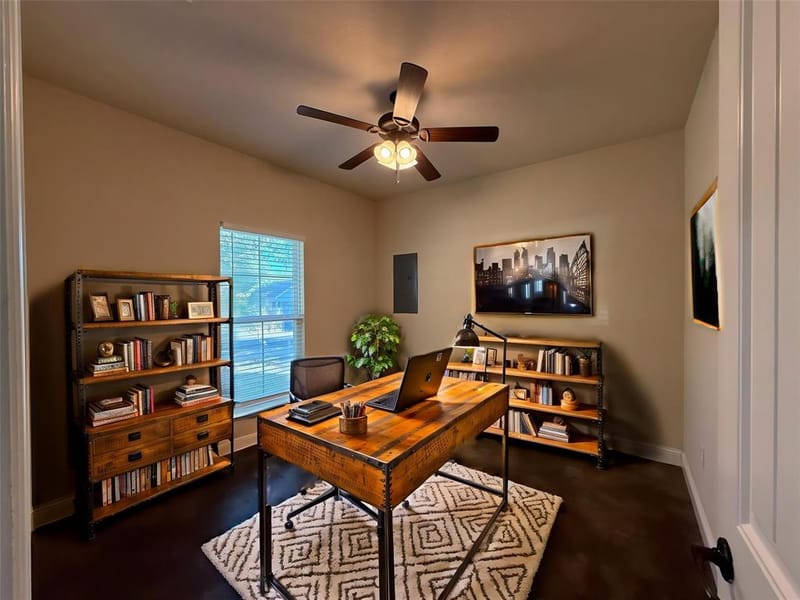 402 W Avenue C, Waxahachie TX 75165 - Photo 23