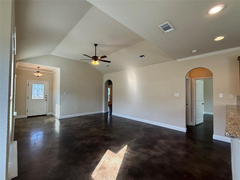 402 W Avenue C, Waxahachie TX 75165 - Photo 5