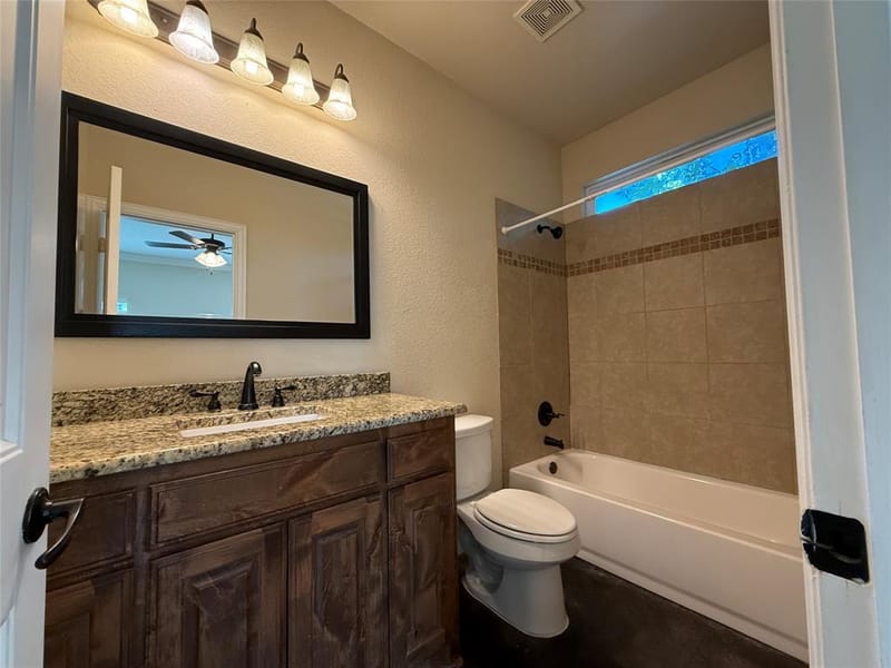 402 W Avenue C, Waxahachie TX 75165 - Photo 18