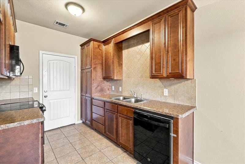 902 Parkplace Ridge, Princeton TX 75407 - Photo 17