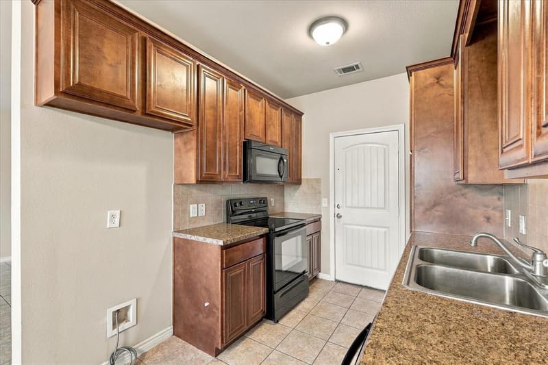 902 Parkplace Ridge, Princeton TX 75407 - Photo 18