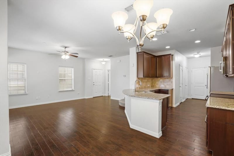 6529 Rutherford Road, Plano TX 75023 - Photo 12