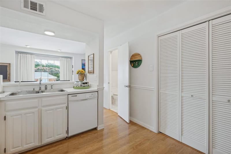 7640 W Greenway Boulevard # 8K, Dallas TX 75209 - Photo 8