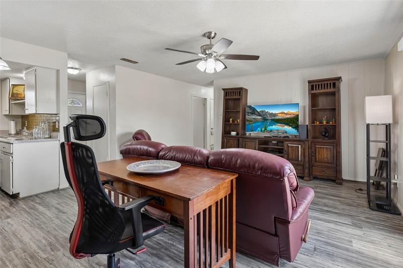 910 Quebec Drive, Garland TX 75040 - Photo 6