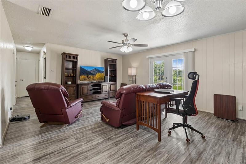 910 Quebec Drive, Garland TX 75040 - Photo 5