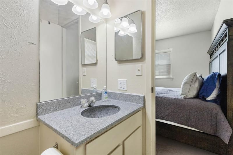 910 Quebec Drive, Garland TX 75040 - Photo 20
