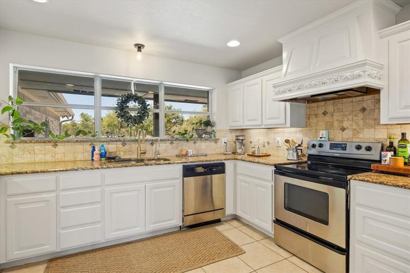 4865 Compass Way, Bluff Dale TX 76433 - Photo 12