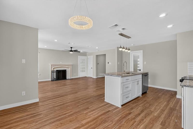1214 E Waco Avenue, Dallas TX 75216 - Photo 23