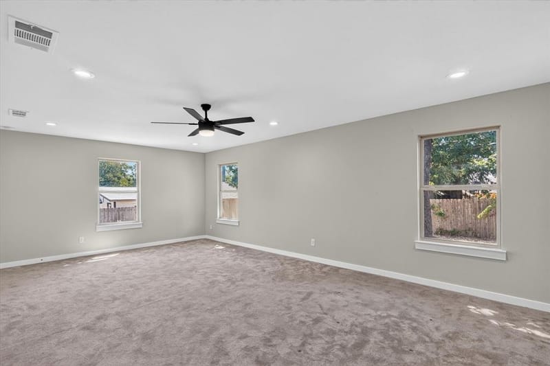 1214 E Waco Avenue, Dallas TX 75216 - Photo 13