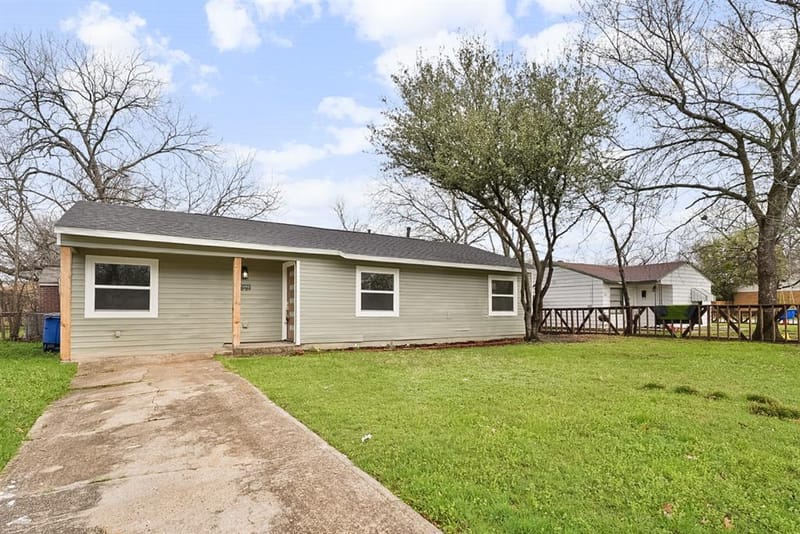 2655 Larry Drive, Dallas TX 75228 - Photo 19
