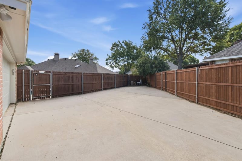 405 Montreal Drive, Hurst TX 76054 - Photo 30