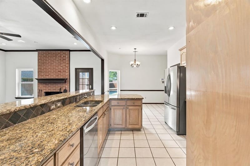405 Montreal Drive, Hurst TX 76054 - Photo 14