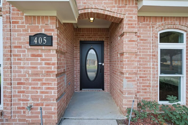 405 Montreal Drive, Hurst TX 76054 - Photo 4