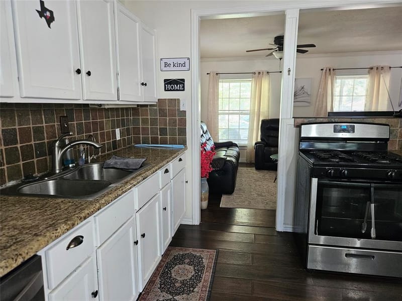 1312 W Park Row Drive, Arlington TX 76013 - Photo 13