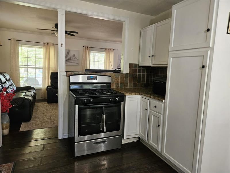 1312 W Park Row Drive, Arlington TX 76013 - Photo 12