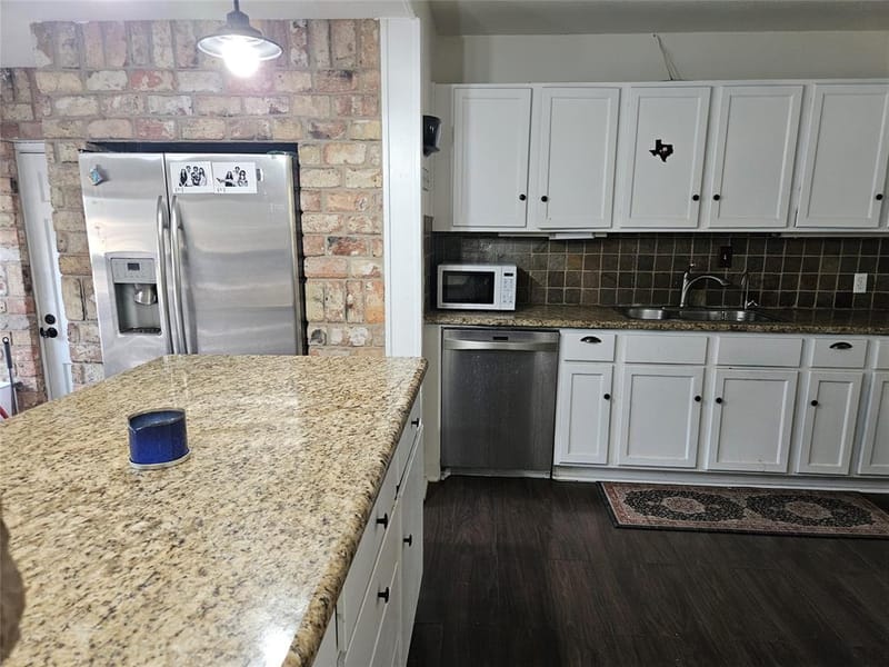 1312 W Park Row Drive, Arlington TX 76013 - Photo 10