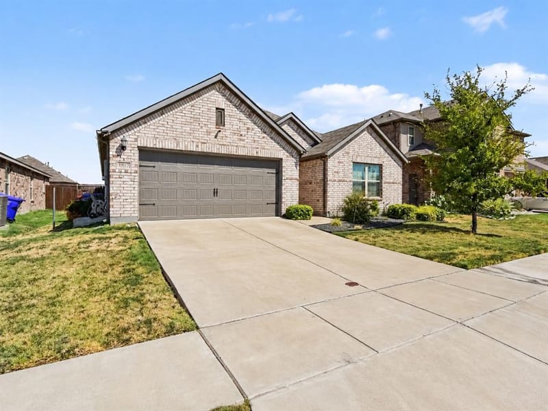1817 Elderberry Street, Royse City TX 75189 - Photo 3