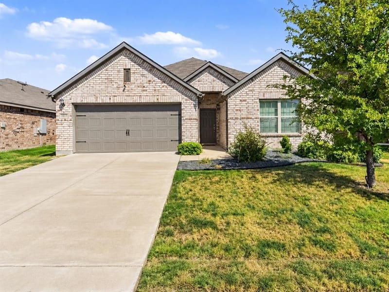 1817 Elderberry Street, Royse City TX 75189 - Photo 32