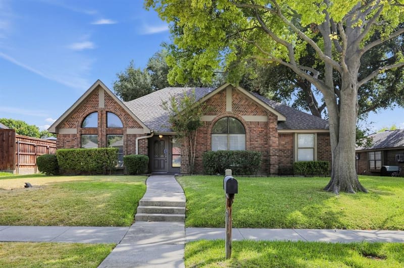 2120 Springwood, Carrollton TX 75006 - Photo 2