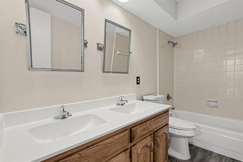 2120 Springwood, Carrollton TX 75006 - Photo 18