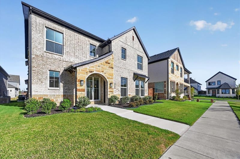 3707 Pilgrims Mews, Rowlett TX 75088