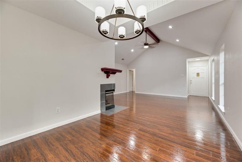 2525 W Oakdale Road, Irving TX 75060 - Photo 13