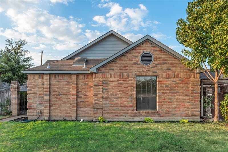 2525 W Oakdale Road, Irving TX 75060 - Photo 22