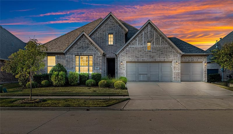 829 Boardwalk Way, Little Elm TX 76227