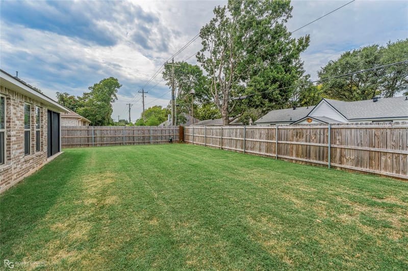 257 Saint Edmunds Way, Bossier City LA 71111 - Photo 32