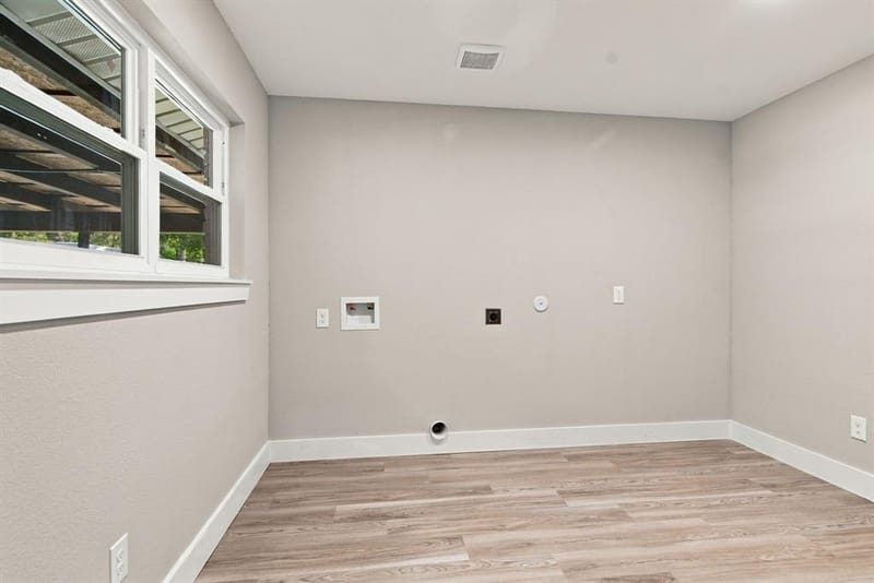 508 Oak Park Drive, Hurst TX 76053 - Photo 7