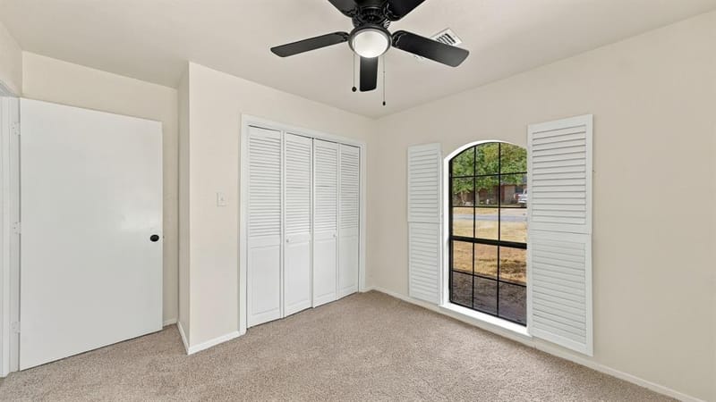 1209 Spanish Moss Drive, Granbury TX 76048 - Photo 29