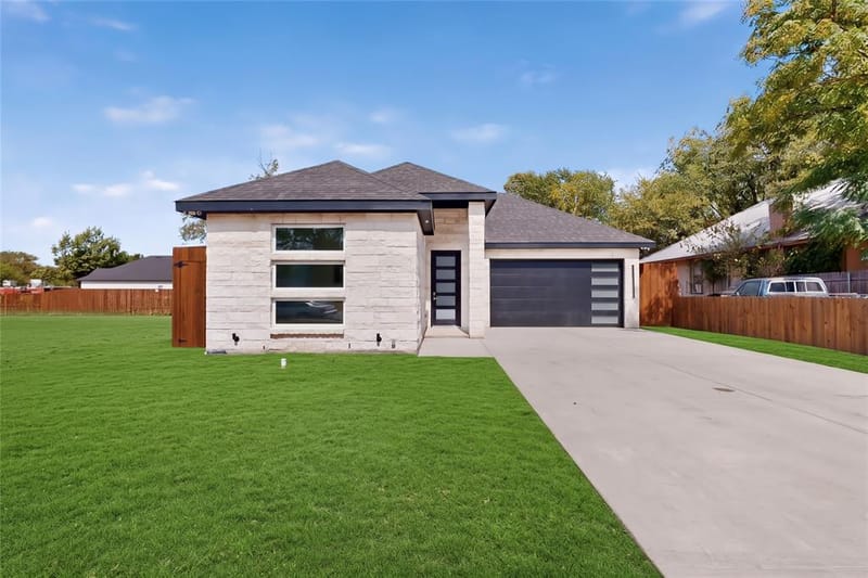1717 Pear Street, Dallas TX 75215